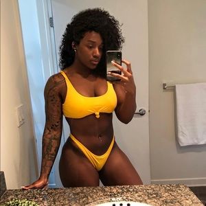 Meet your Posher, Kesha